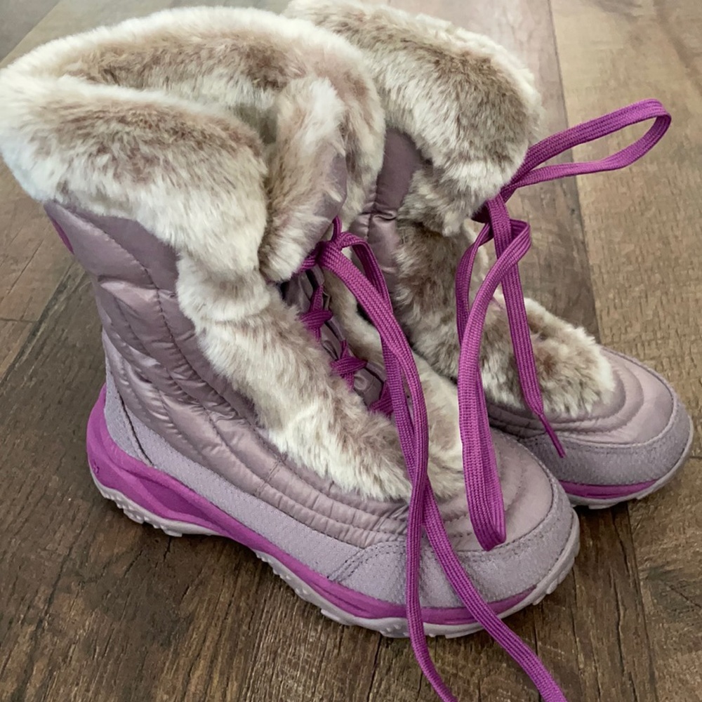The North Face snow boot girls size 13